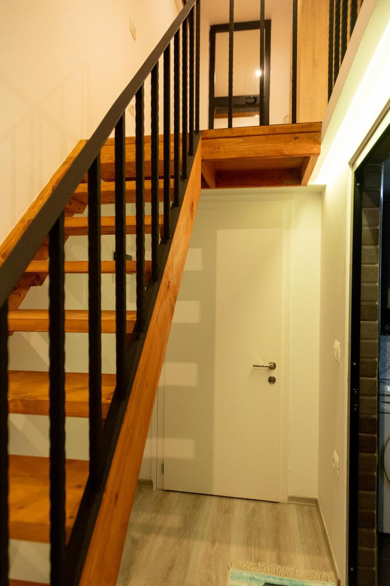 فندق Cozy Loft-Blloku Downtown تيرانا المظهر الخارجي الصورة